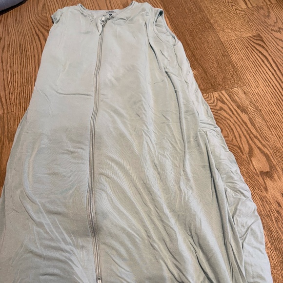 Halo Bamboo Wearable Blanket in Calm Sage - Picture 1 of 4